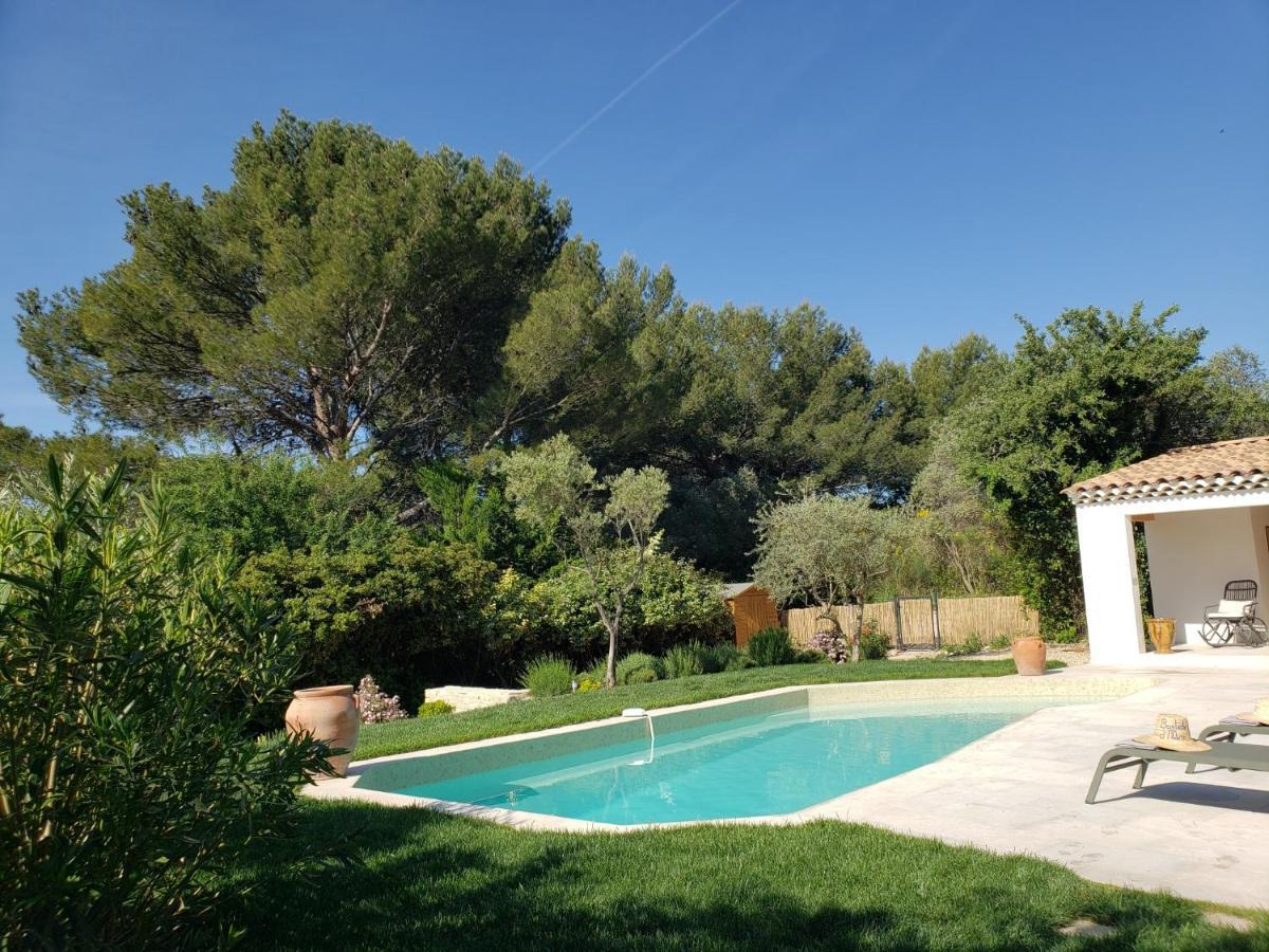 La Bastide D'Alix Bed and Breakfast Éguilles Exteriör bild
