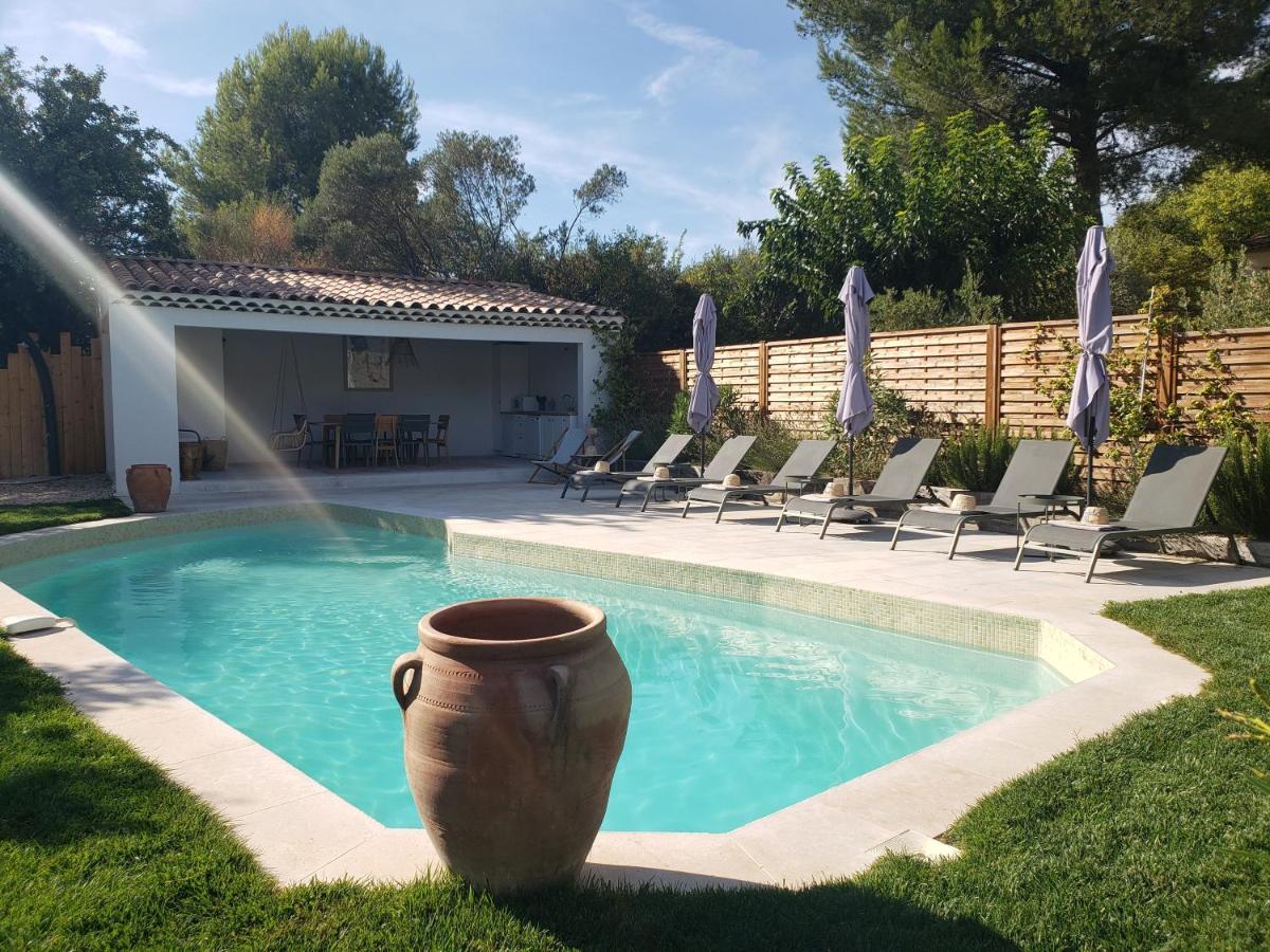 La Bastide D'Alix Bed and Breakfast Éguilles Exteriör bild
