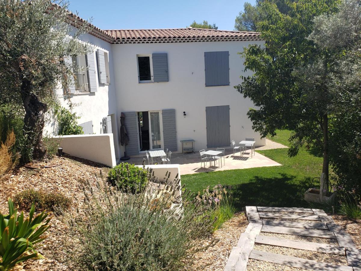 La Bastide D'Alix Bed and Breakfast Éguilles Exteriör bild